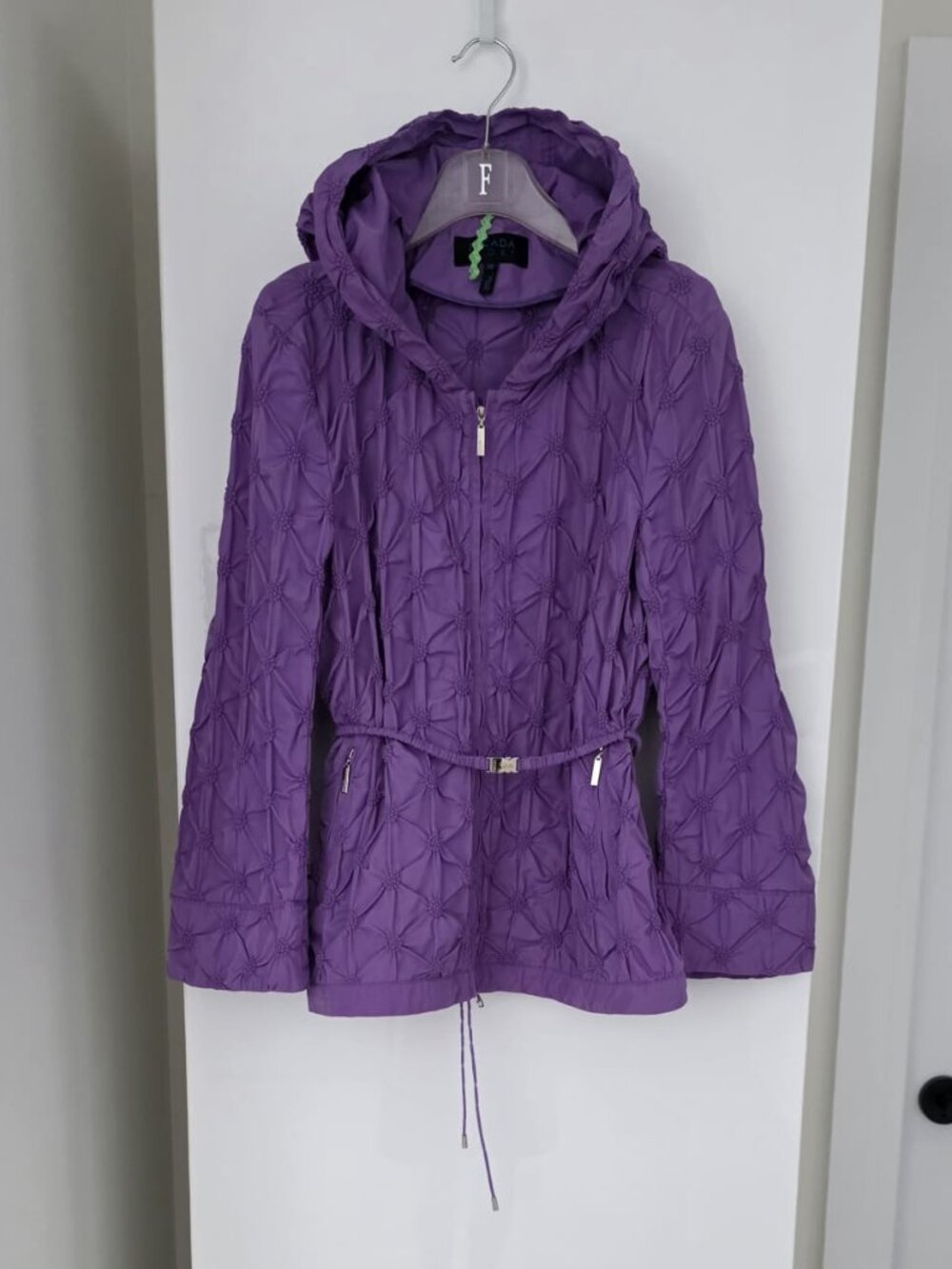 ESCADA JACKET! RARE. - Picture 3 of 15